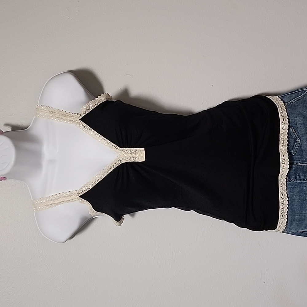 Banana Republic size Small Cami. Black and cream color.